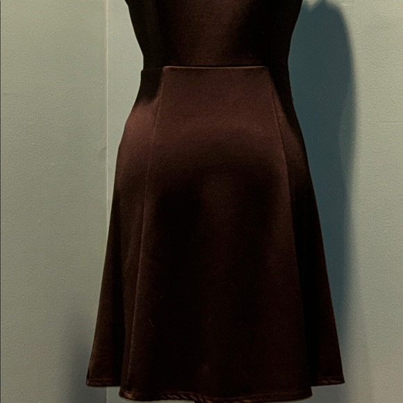 Classic Black Sleeveless V-Neck Dress Size Medium - Picture 3 of 14